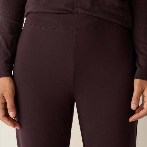 Elegant Women's Slim Fit Ponte Pant Coffe - Picture 3 of 11